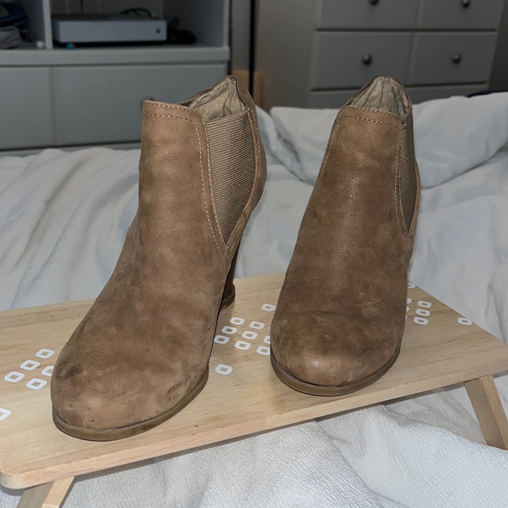 brown wedge heels